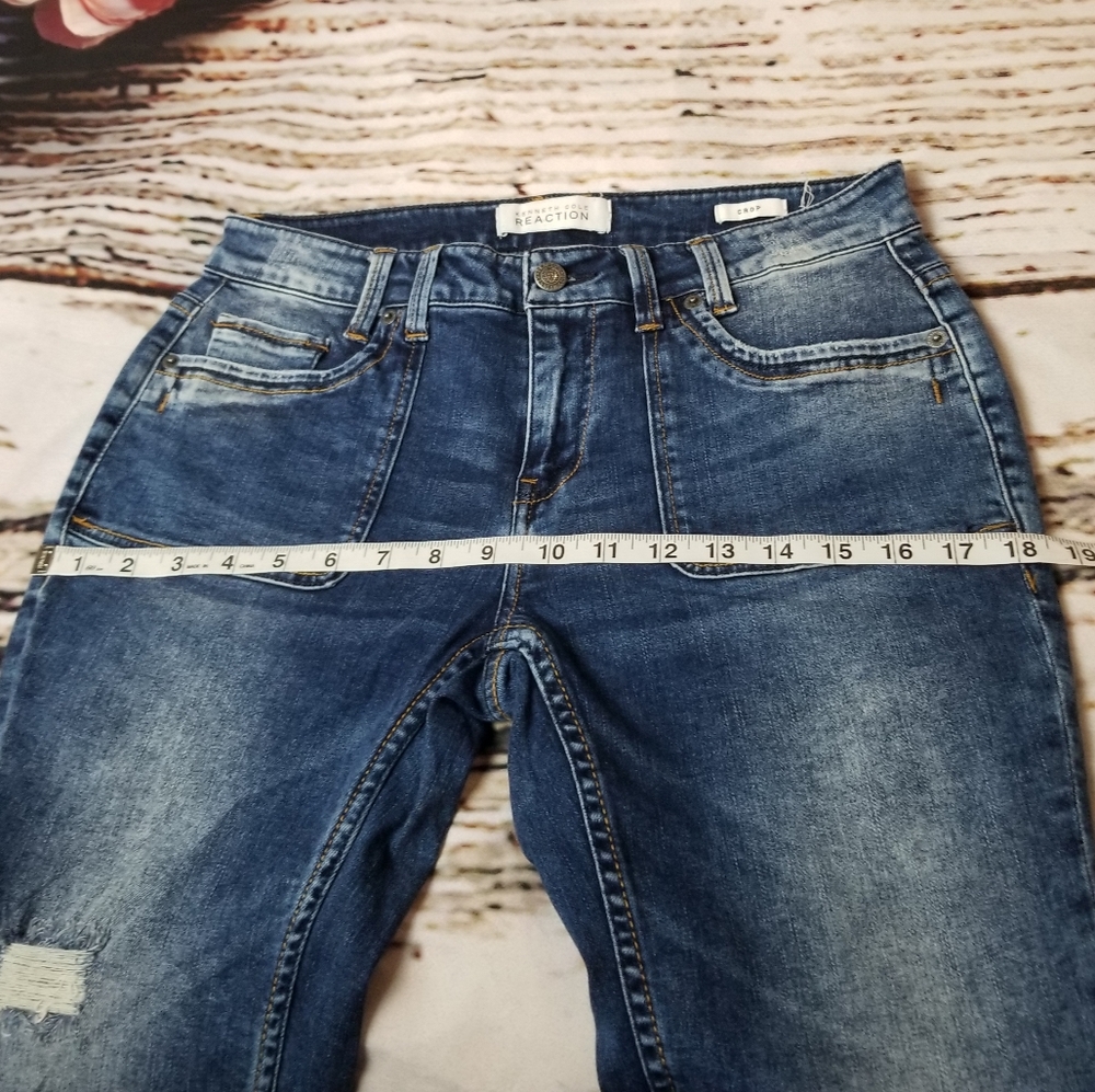 POP! Patch Jeans - Picture 5 of 11